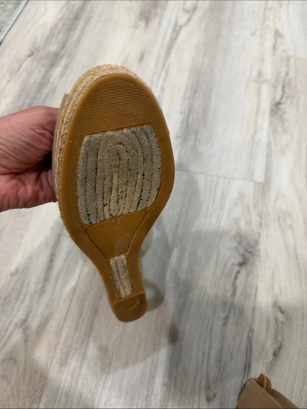 TORY Burch Wedge Espadrille Sandals in Taupe size 9.5
